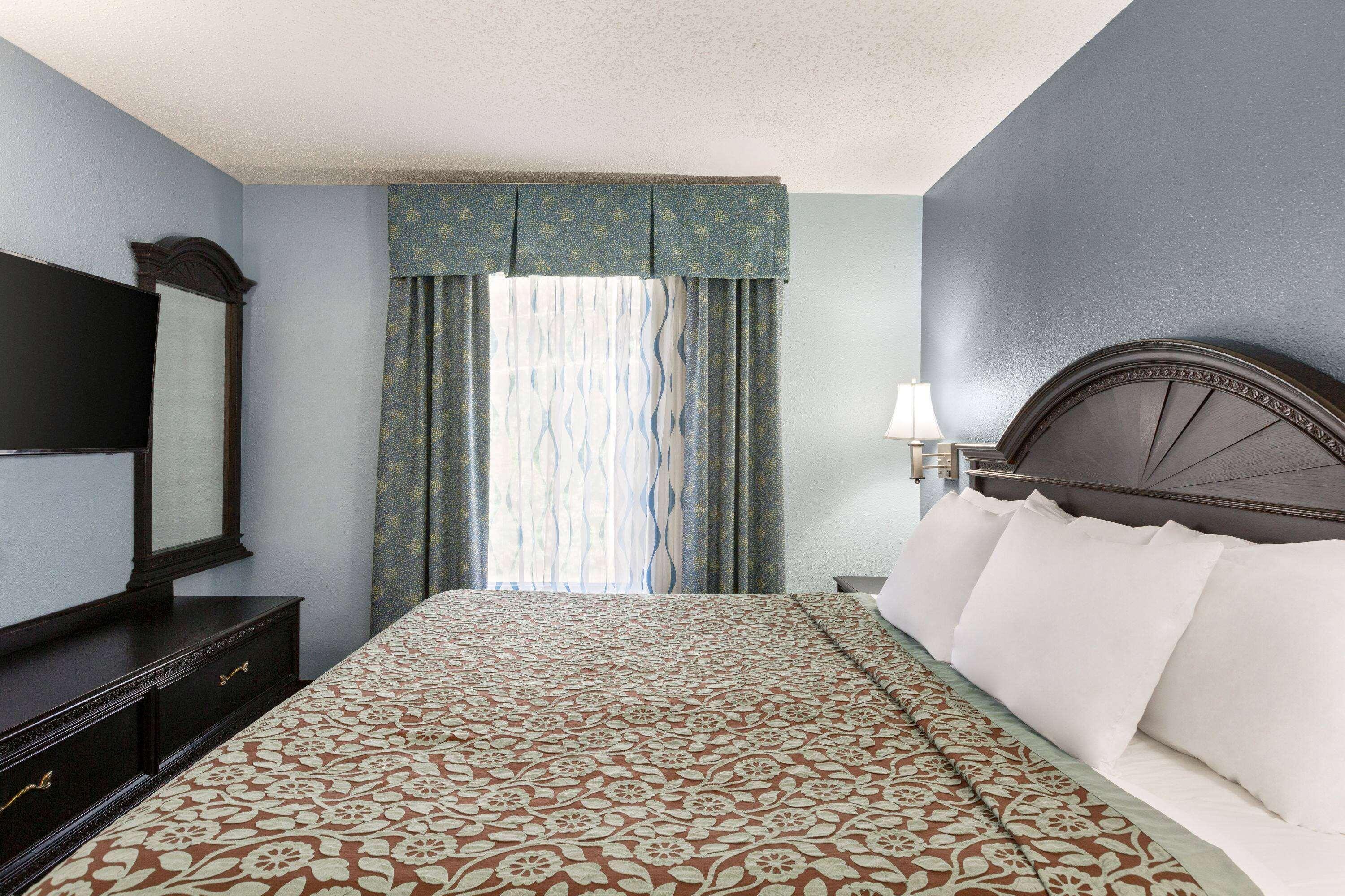 Days Inn By Wyndham Weldon Roanoke Rapids Bagian luar foto