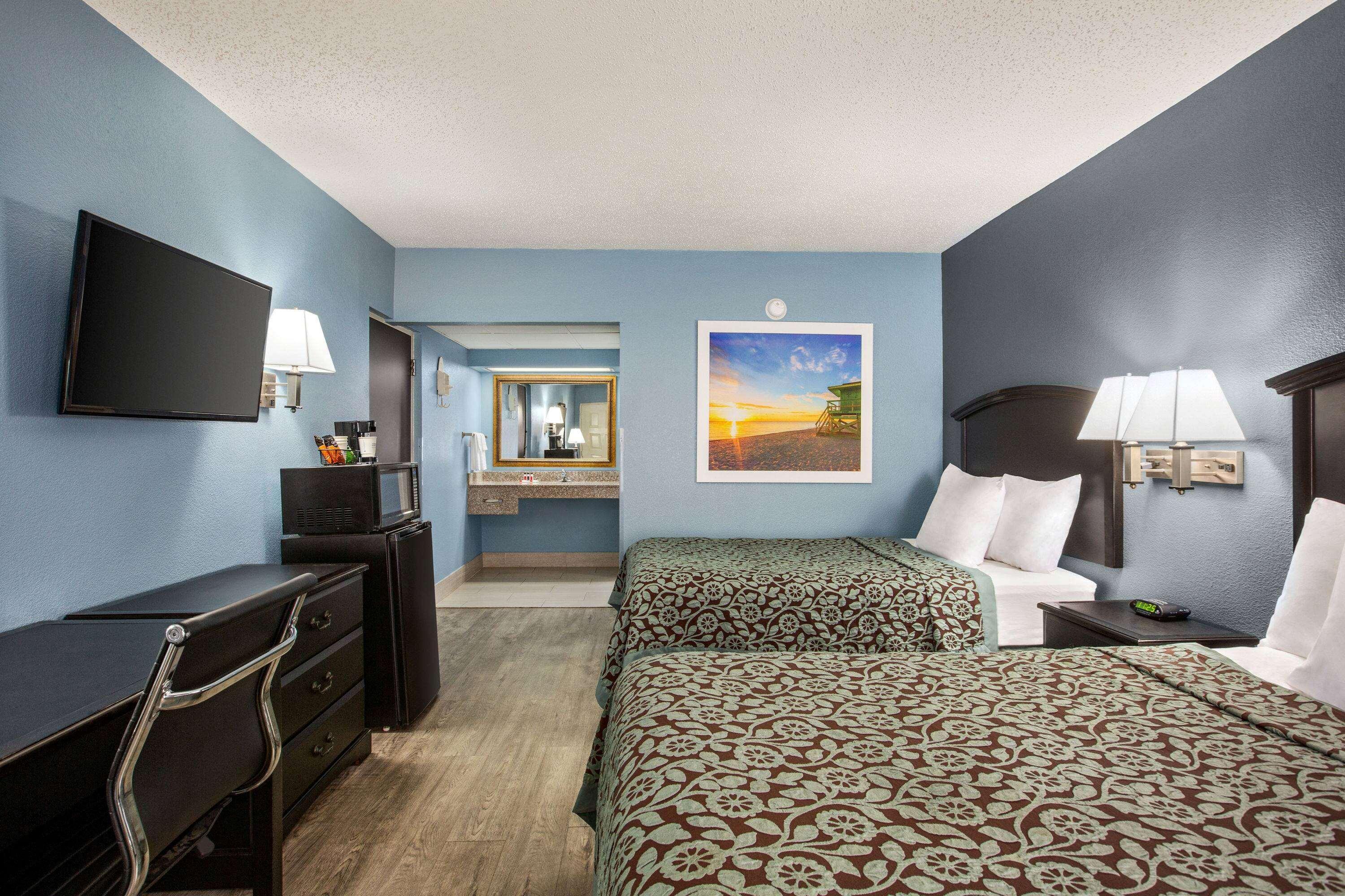 Days Inn By Wyndham Weldon Roanoke Rapids Bagian luar foto