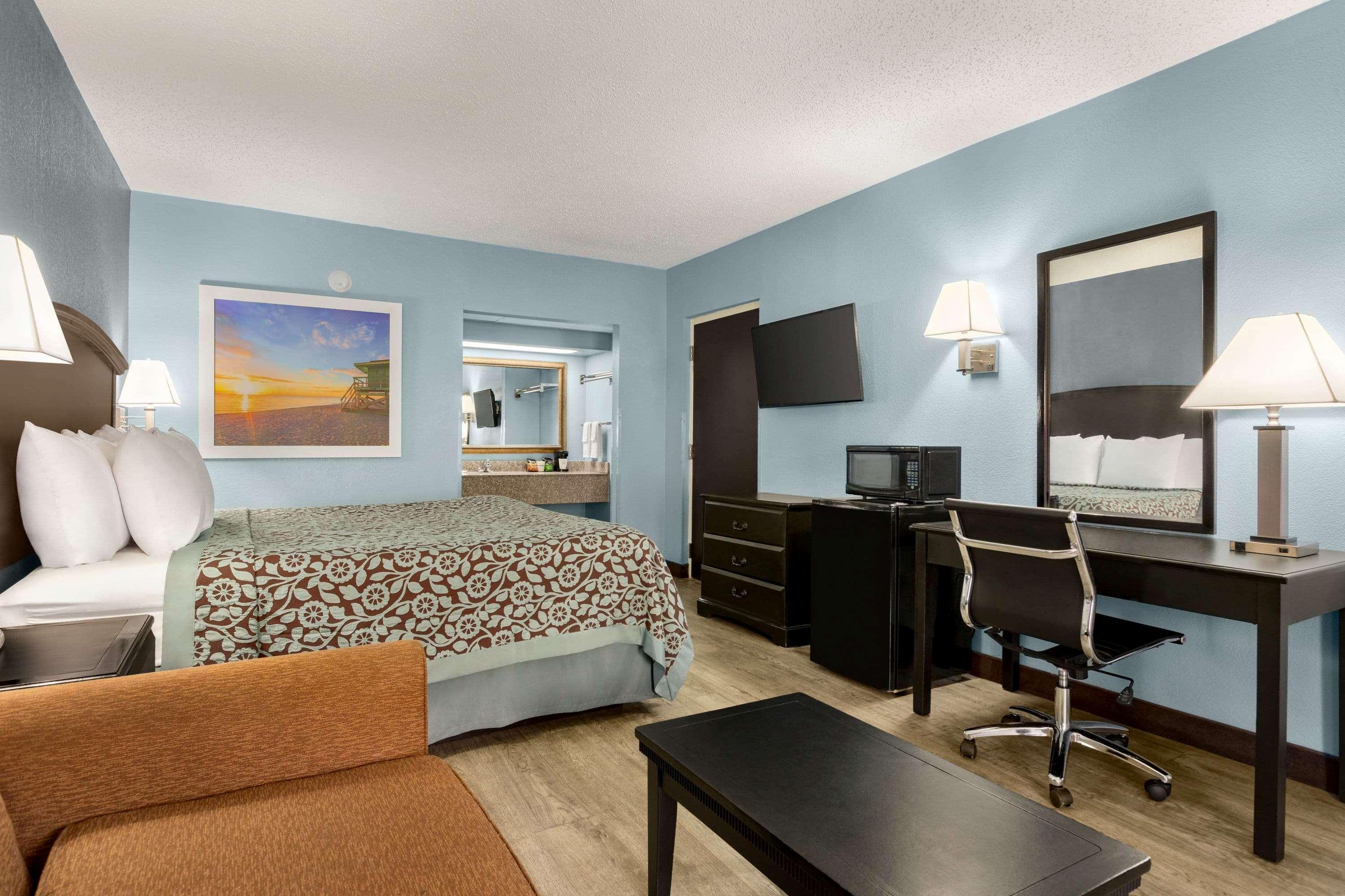Days Inn By Wyndham Weldon Roanoke Rapids Bagian luar foto