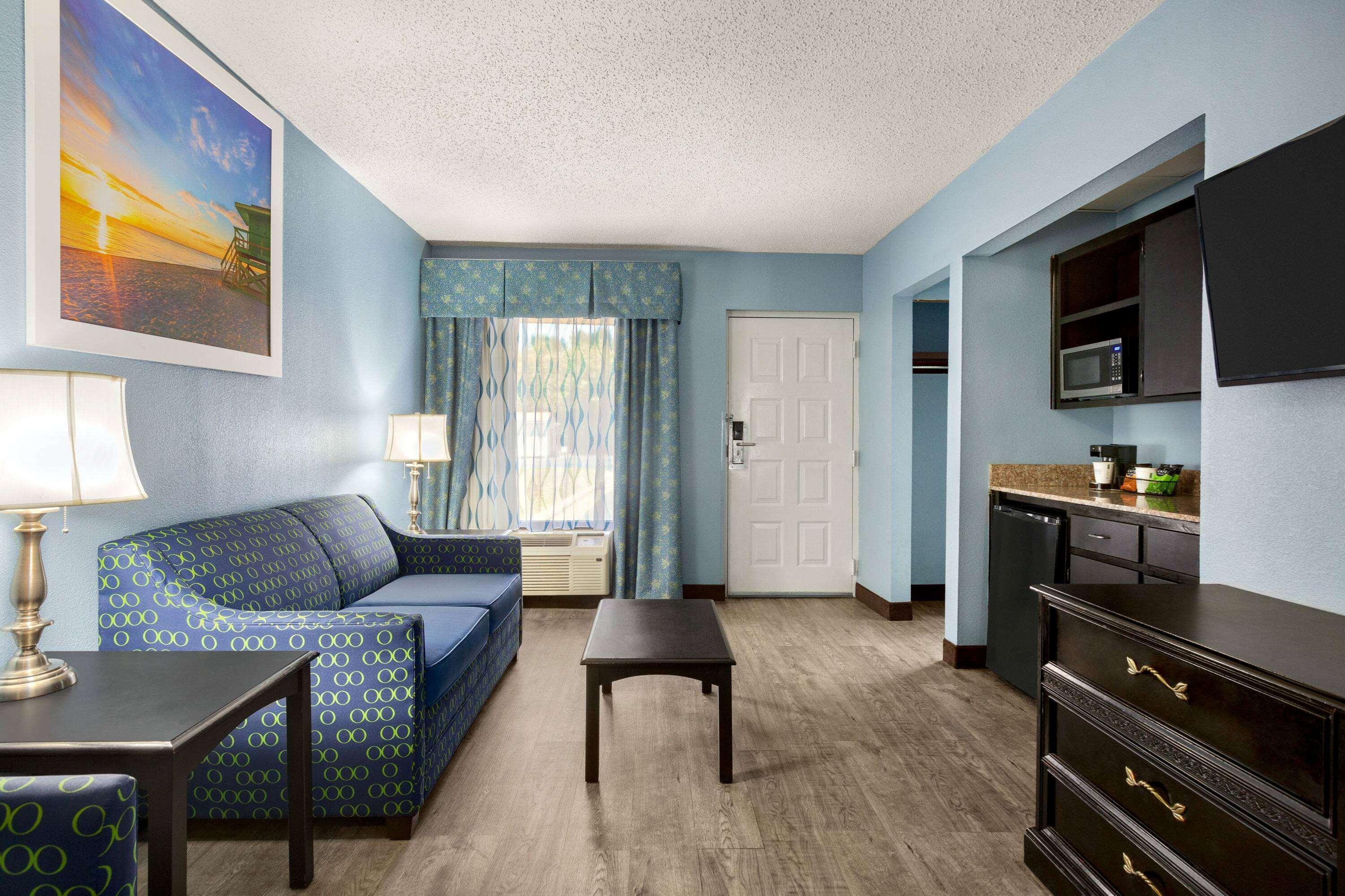 Days Inn By Wyndham Weldon Roanoke Rapids Bagian luar foto
