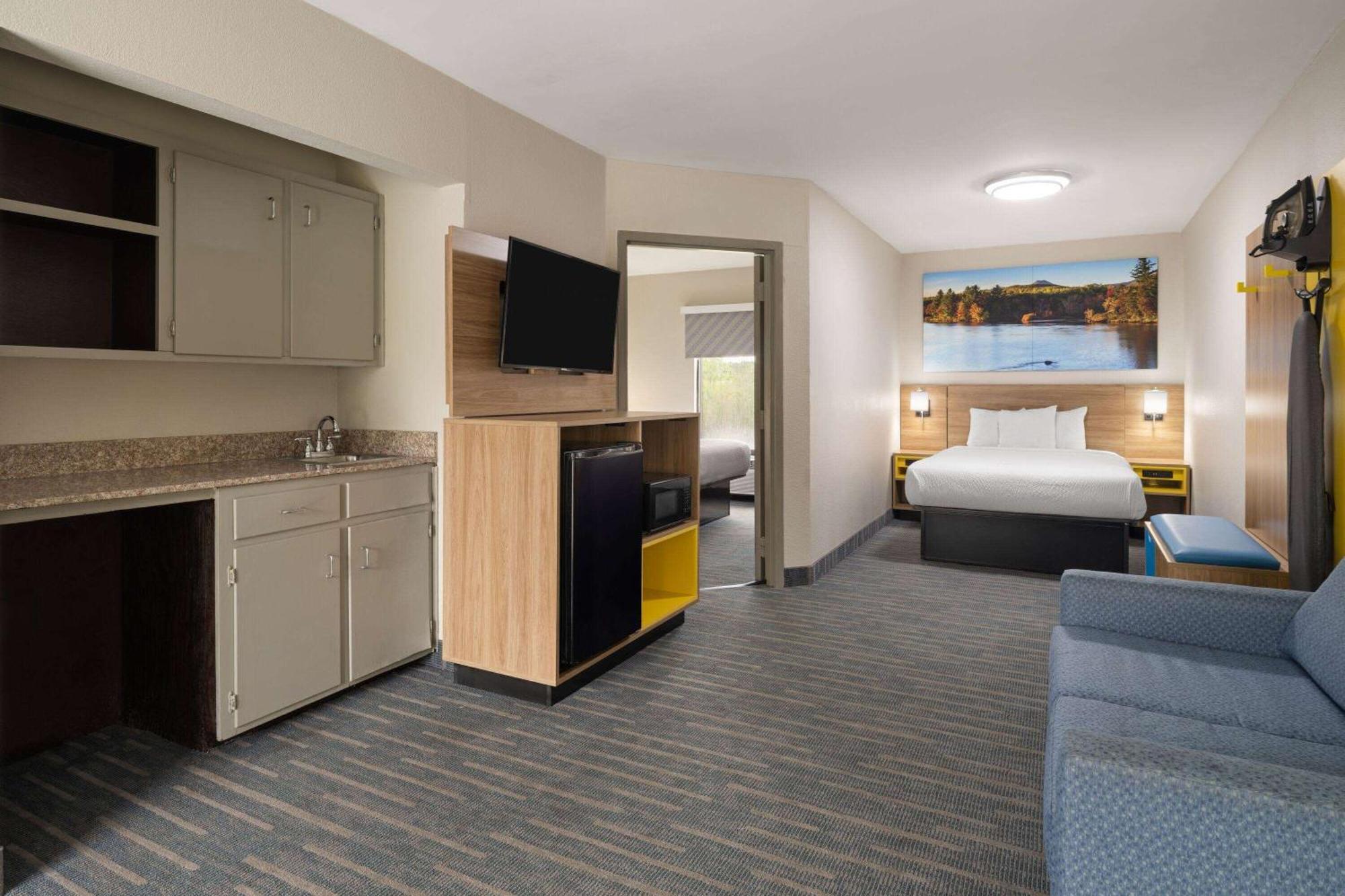 Days Inn By Wyndham Weldon Roanoke Rapids Bagian luar foto