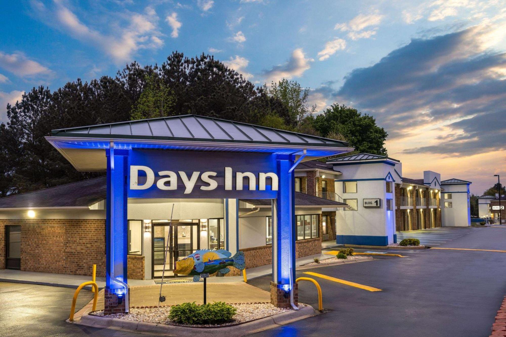 Days Inn By Wyndham Weldon Roanoke Rapids Bagian luar foto